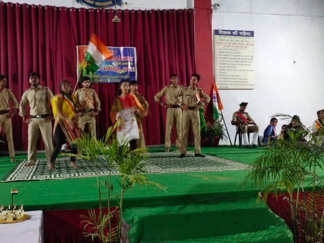 डी.एम.जी. इंटर कॉलेज — चित्र 8