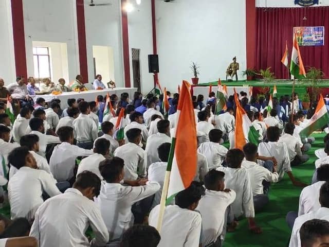 डी.एम.जी. इंटर कॉलेज — चित्र 12