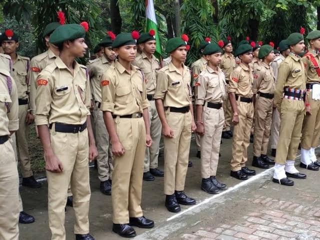 डी.एम.जी. इंटर कॉलेज — चित्र 16