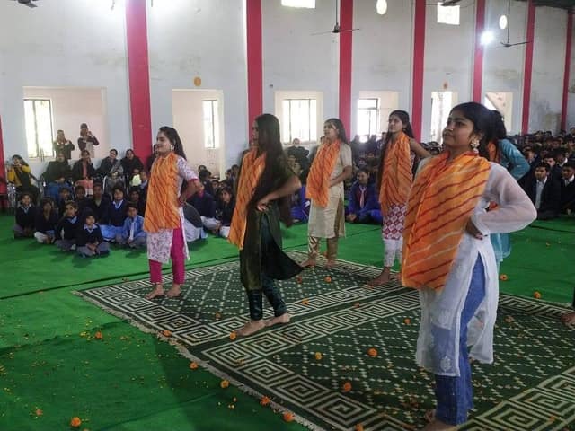 डी.एम.जी. इंटर कॉलेज — चित्र 61