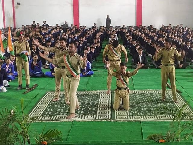 डी.एम.जी. इंटर कॉलेज — चित्र 63