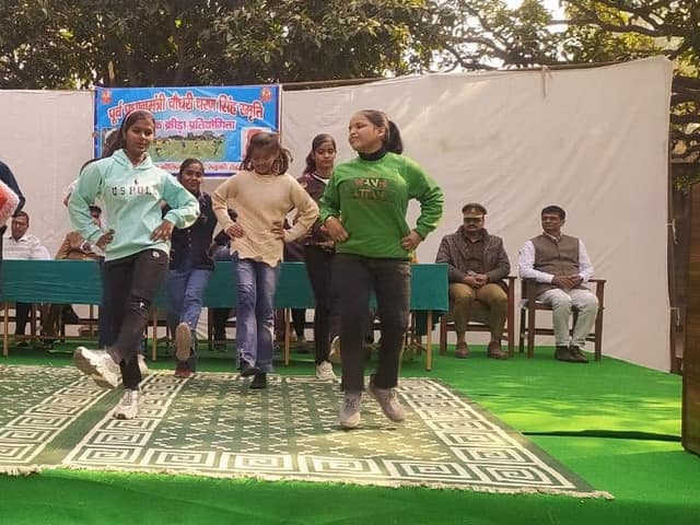 डी.एम.जी. इंटर कॉलेज — चित्र 129
