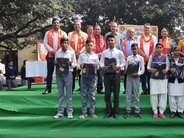 डी.एम.जी. इंटर कॉलेज — चित्र 140