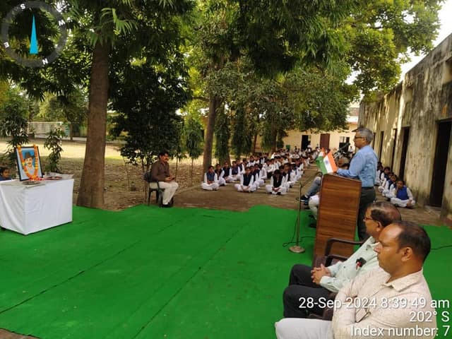 डी.एम.जी. इंटर कॉलेज — चित्र 187