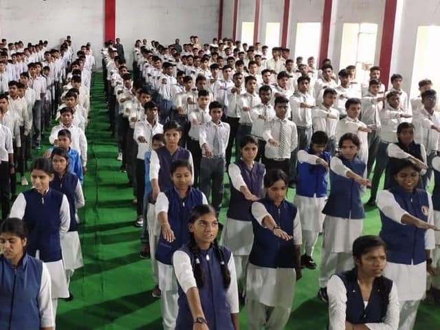 डी.एम.जी. इंटर कॉलेज — चित्र 203