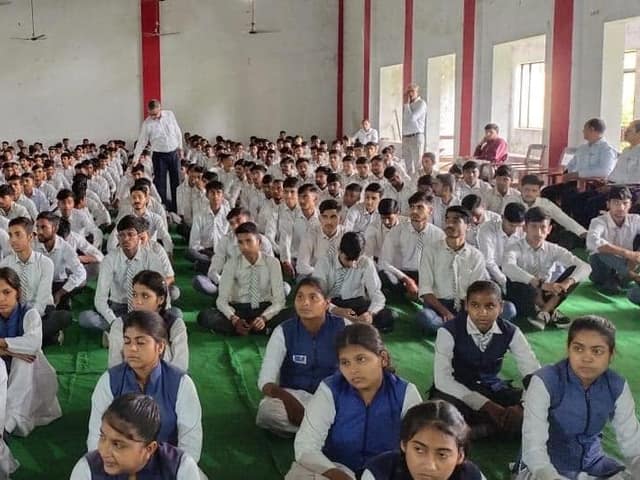 डी.एम.जी. इंटर कॉलेज — चित्र 248