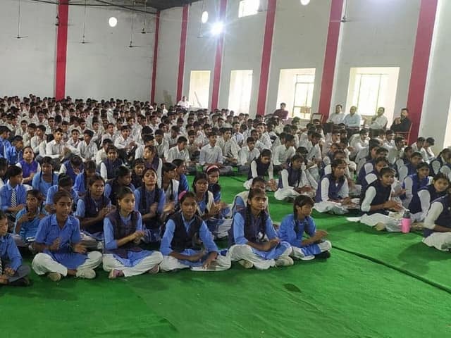 डी.एम.जी. इंटर कॉलेज — चित्र 254