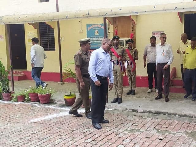 डी.एम.जी. इंटर कॉलेज — चित्र 280