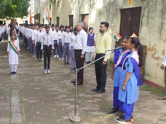 डी.एम.जी. इंटर कॉलेज — चित्र 283