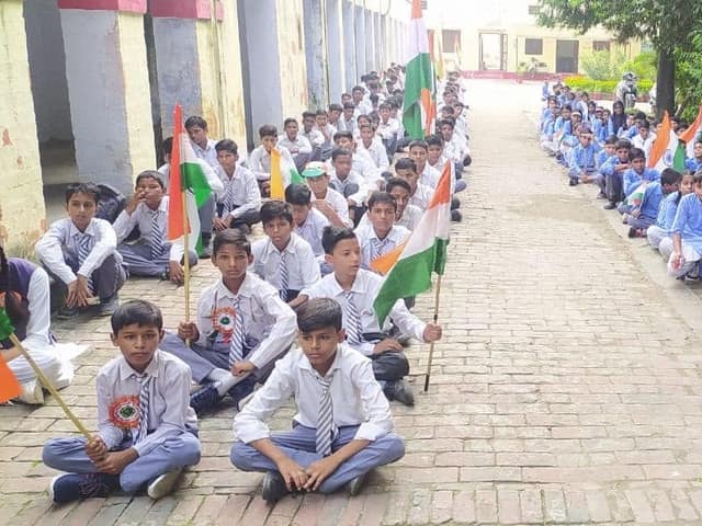 डी.एम.जी. इंटर कॉलेज — चित्र 284