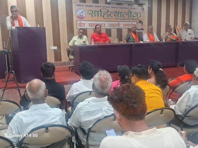 डी.एम.जी. इंटर कॉलेज — चित्र 389