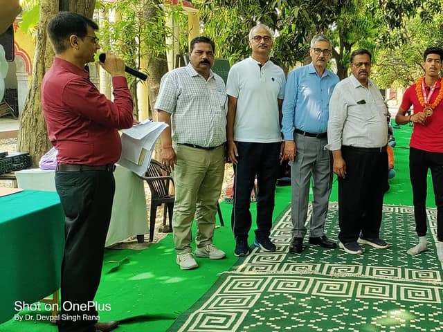 डी.एम.जी. इंटर कॉलेज — चित्र 393