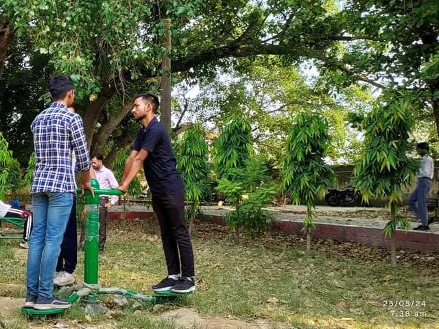 डी.एम.जी. इंटर कॉलेज — चित्र 406