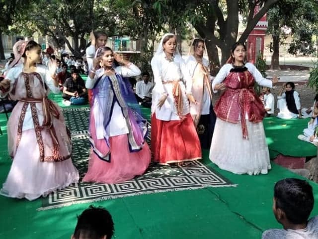 डी.एम.जी. इंटर कॉलेज — चित्र 411
