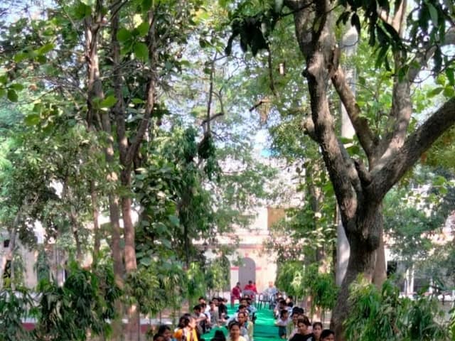 डी.एम.जी. इंटर कॉलेज — चित्र 423