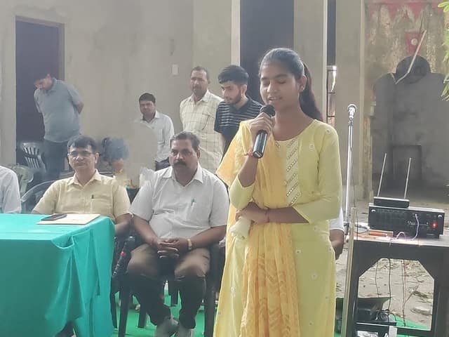 डी.एम.जी. इंटर कॉलेज — चित्र 424