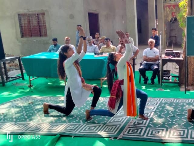 डी.एम.जी. इंटर कॉलेज — चित्र 425