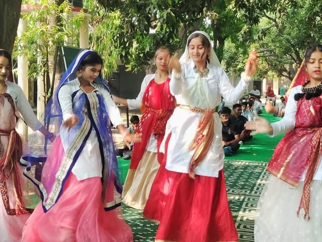 डी.एम.जी. इंटर कॉलेज — चित्र 426