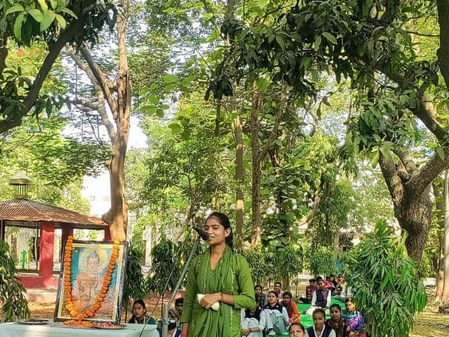 डी.एम.जी. इंटर कॉलेज — चित्र 428
