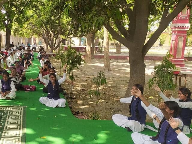 डी.एम.जी. इंटर कॉलेज — चित्र 454