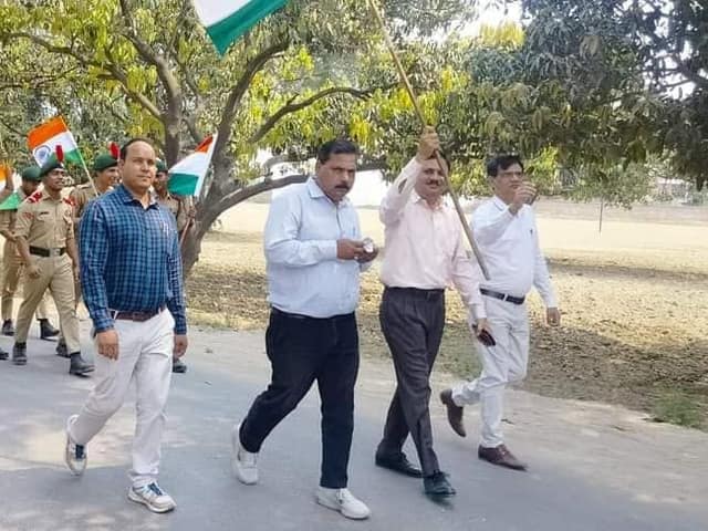 डी.एम.जी. इंटर कॉलेज — चित्र 477