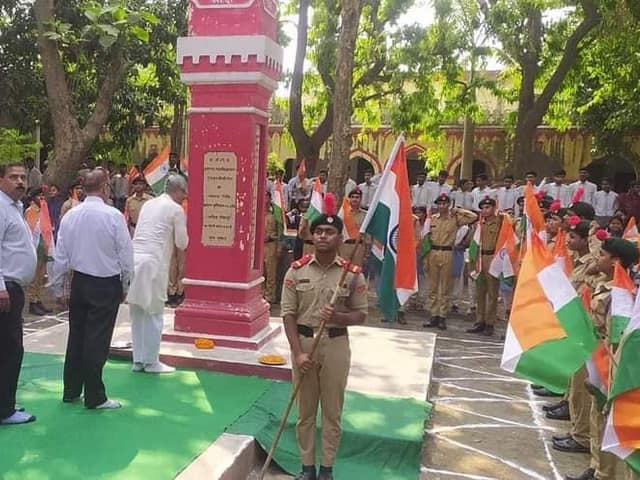 डी.एम.जी. इंटर कॉलेज — चित्र 480