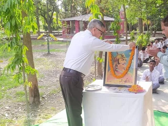 डी.एम.जी. इंटर कॉलेज — चित्र 492